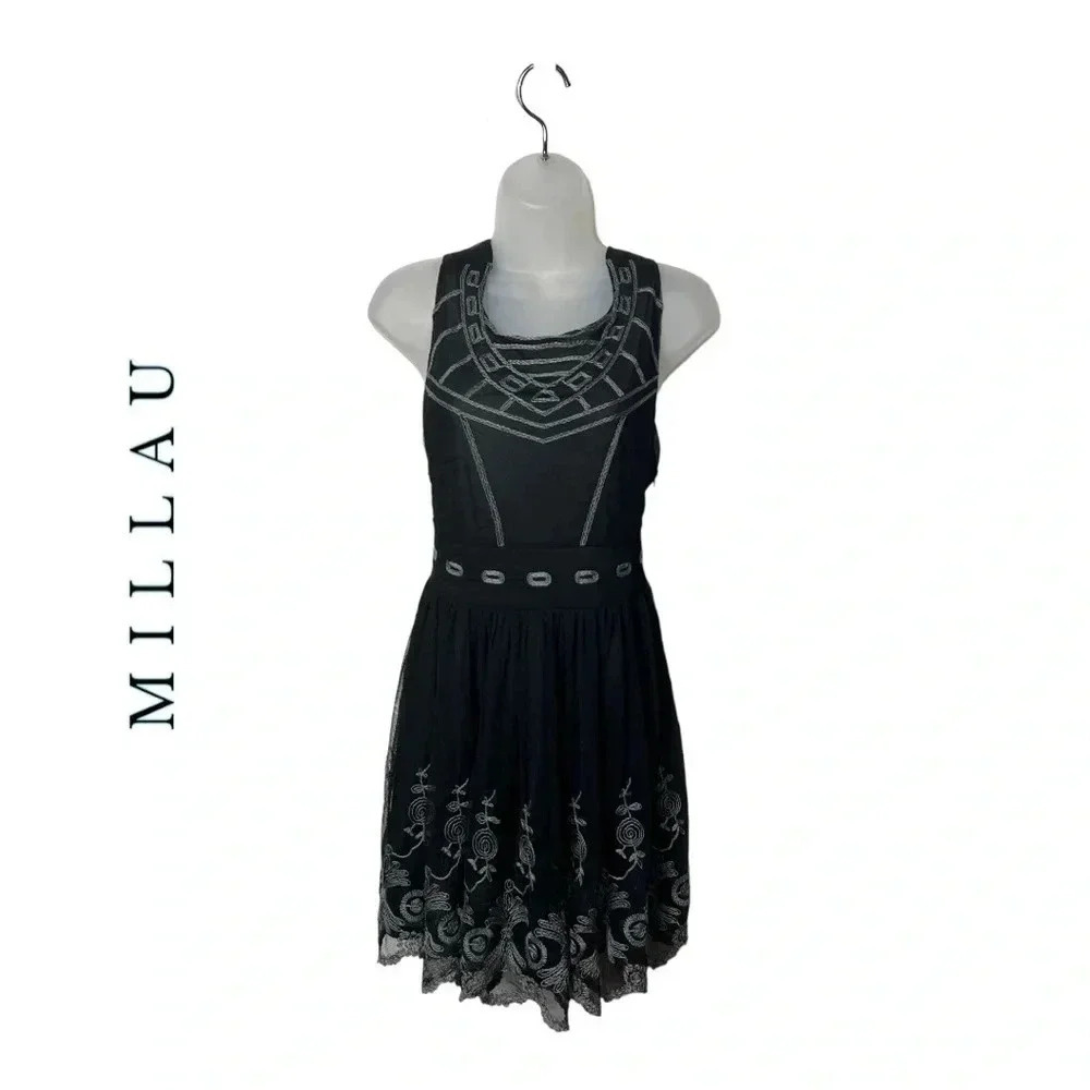 1412. MILLAU EMBROIDERED MESH MINI DRESS SIZE SMALL BLACK W/GRAY EMBROIDERY